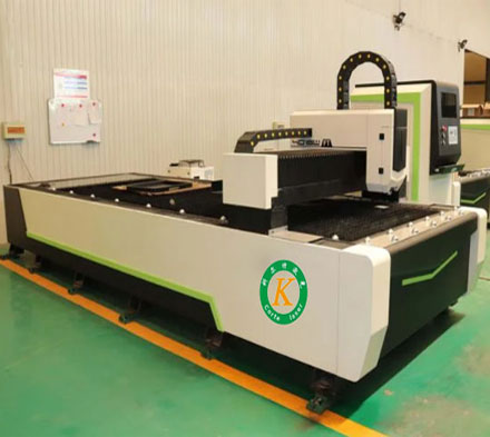 Special laser cutting machine for aluminum plate